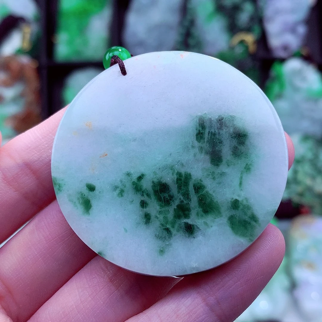 翡翠未镶嵌颈饰天然