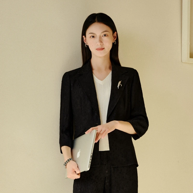 EP雅莹高端系列 通勤醋酸提花收腰西装外套 新款1103A