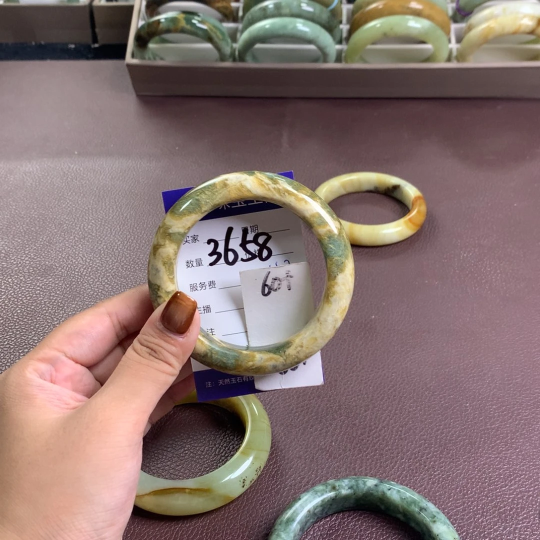 未镶嵌蛇纹石玉手镯3658
