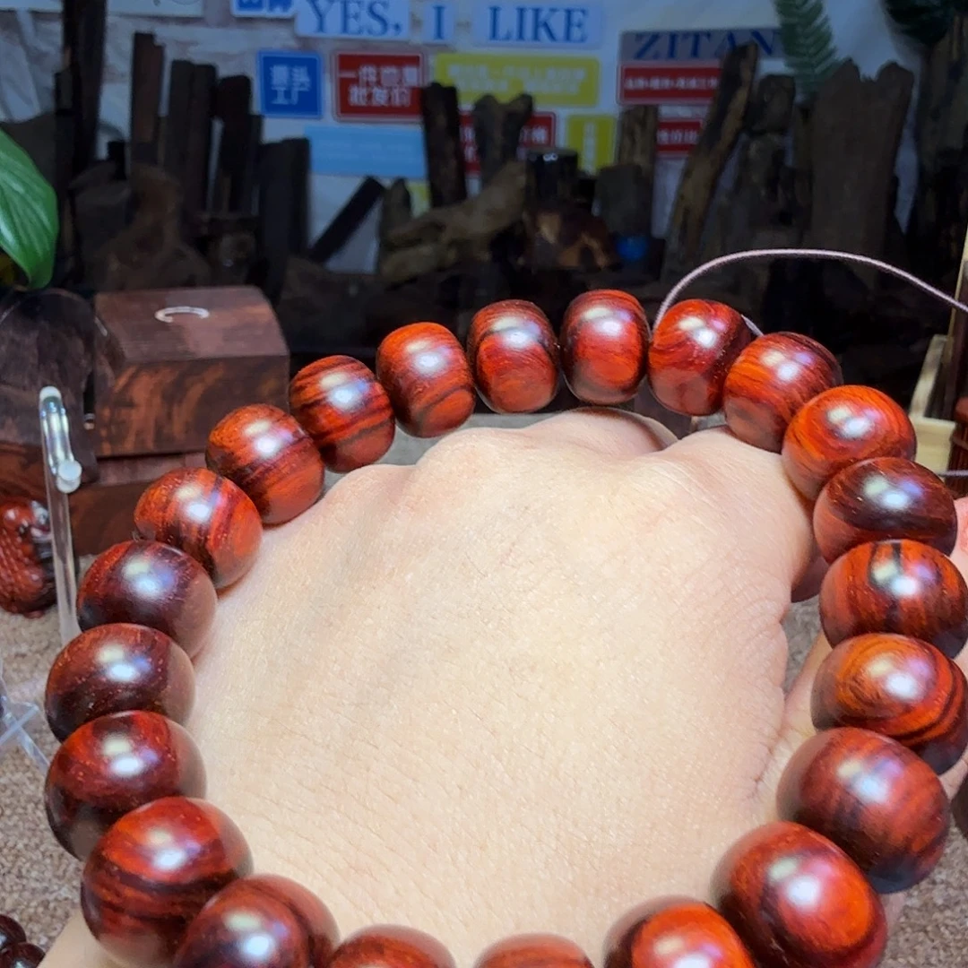 檀香紫檀（小叶紫檀）手串