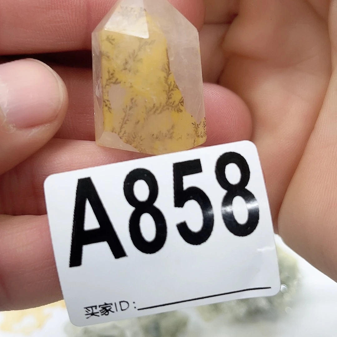 水晶天然水晶有棉有裂、完美主义者谨慎下单未镶嵌