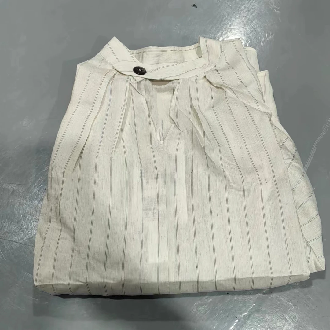 123号【南油玲姐】米白色印花上衣衬衫女W23778