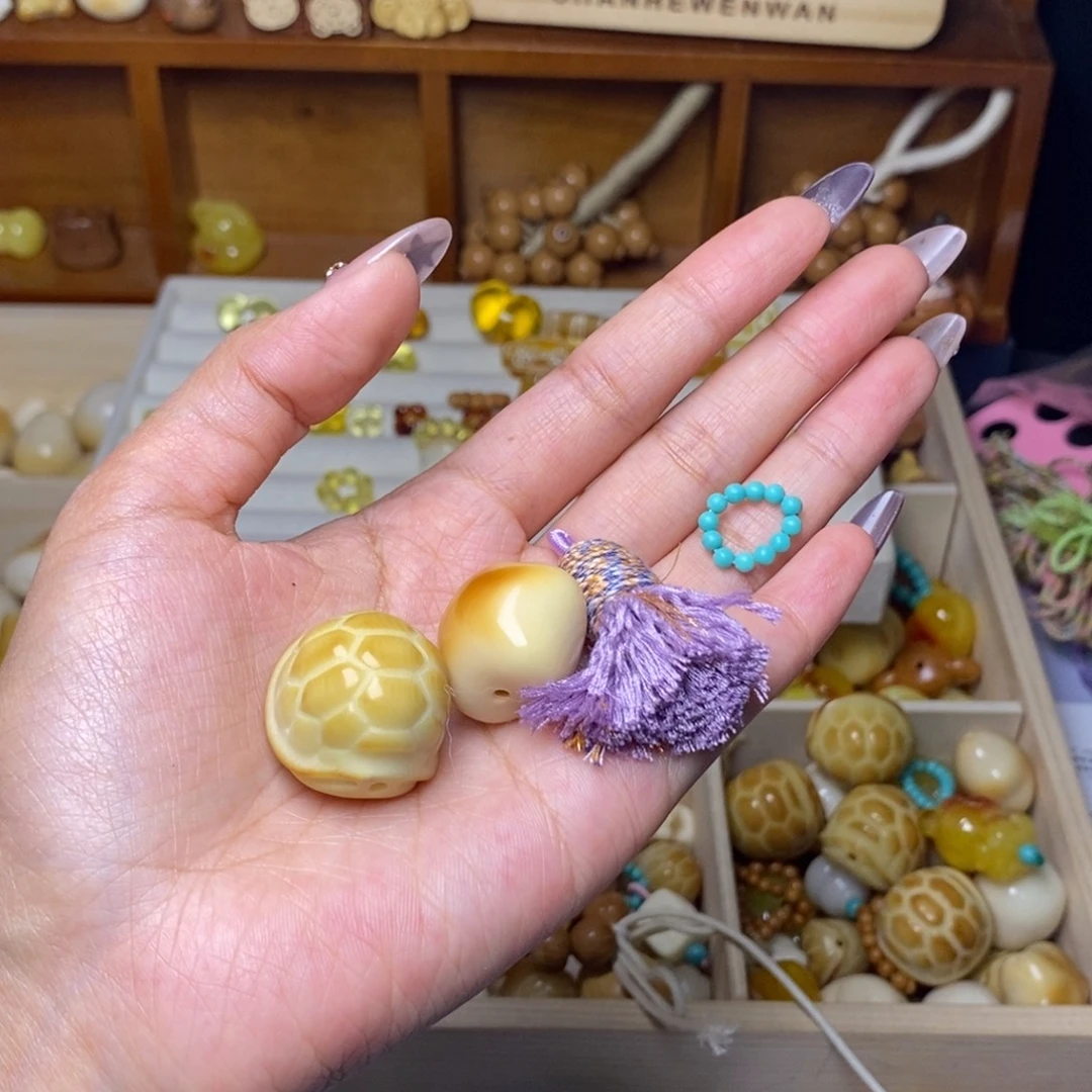 花****吊坠猴头核桃大富甲星星小紫流苏绿卡