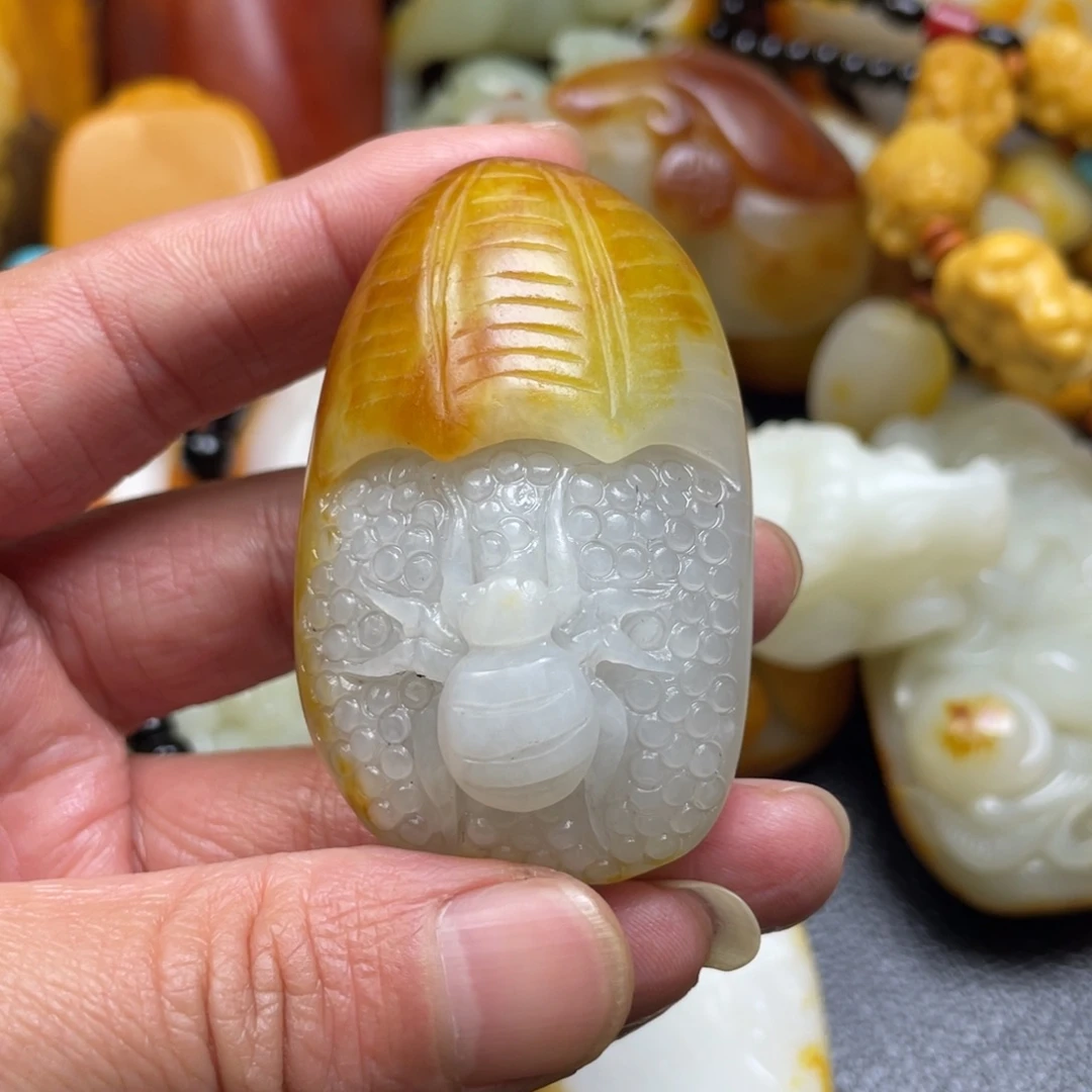 和田玉未镶嵌挂件