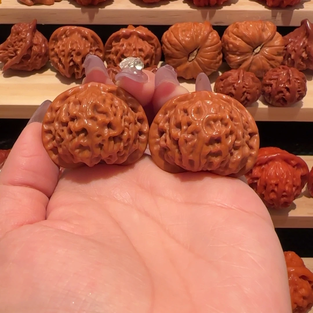 文玩核桃吊坠宫灯38精品2568