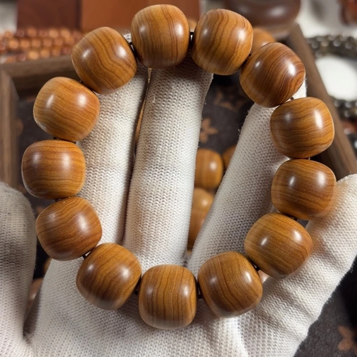 四***惑檀香木1718老山檀虎皮纹供奉奶香