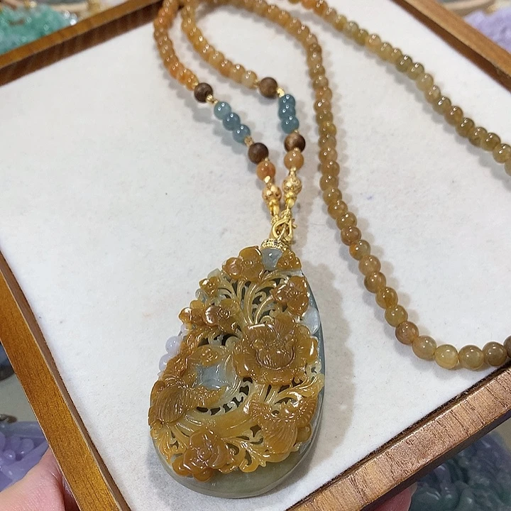 翡翠未镶嵌颈饰翡翠吊坠