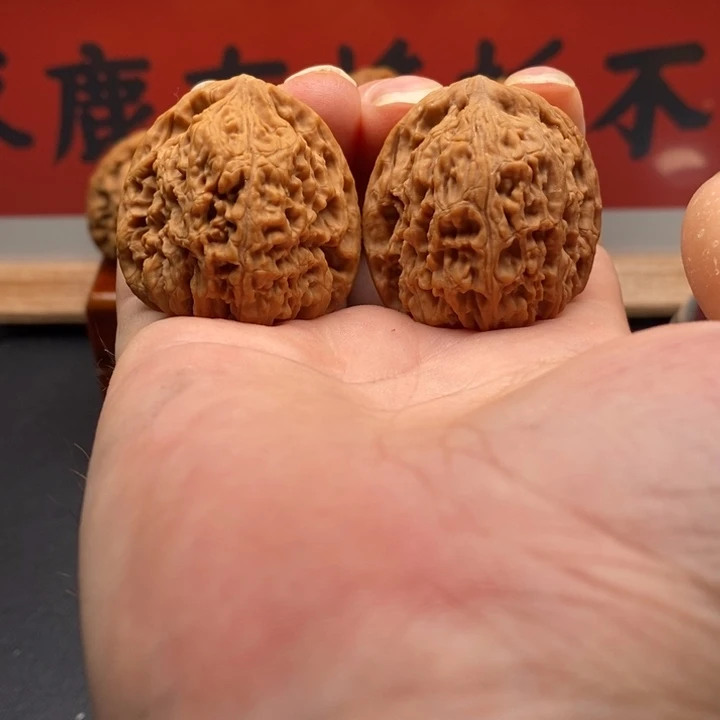 ぜ***孑文玩核桃把件南疆