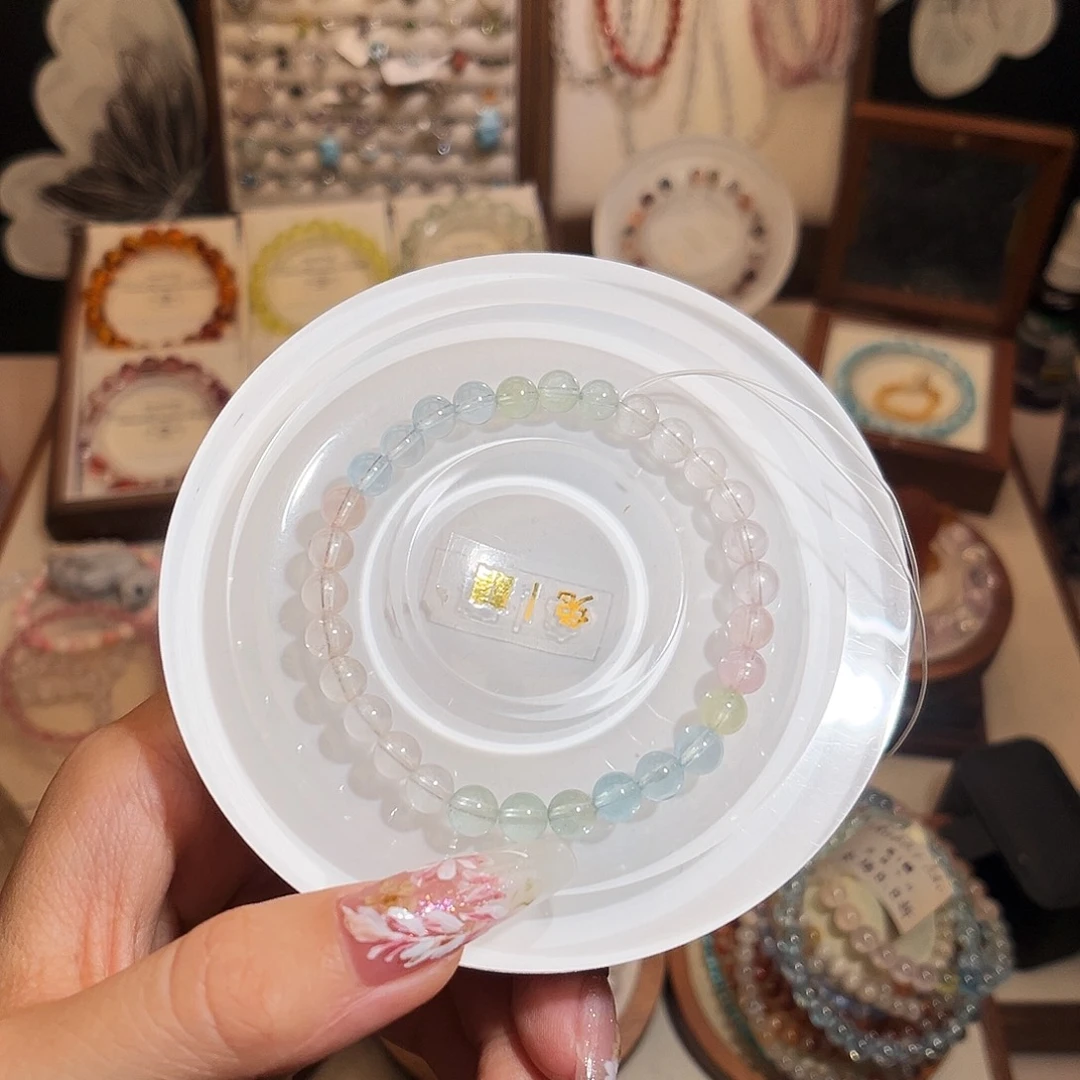 s***卷水晶手串未镶嵌6m摩根石