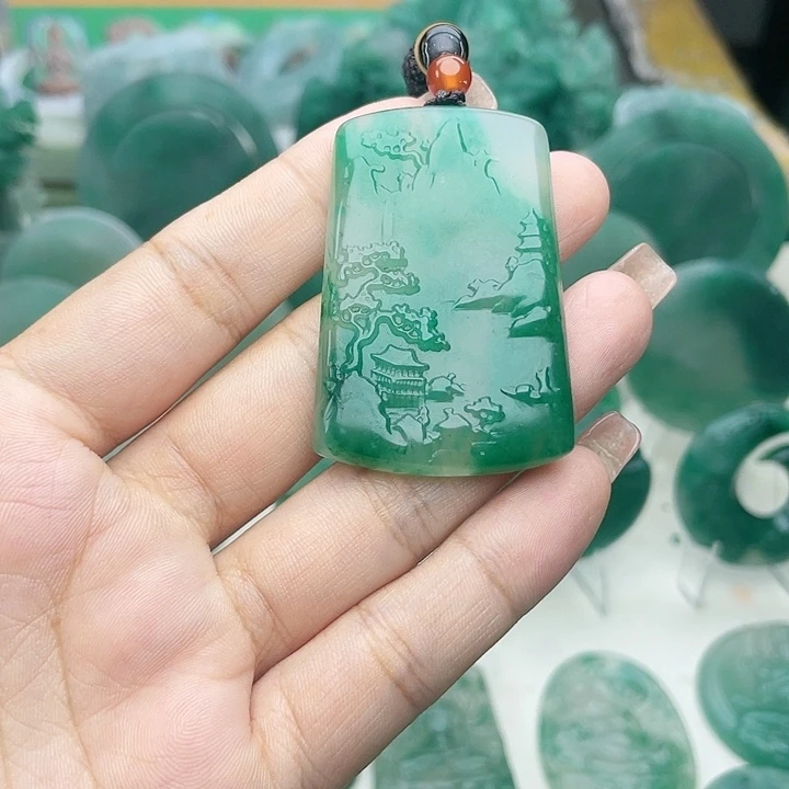 定制石英质玉（非洲翠）未镶嵌茶***心