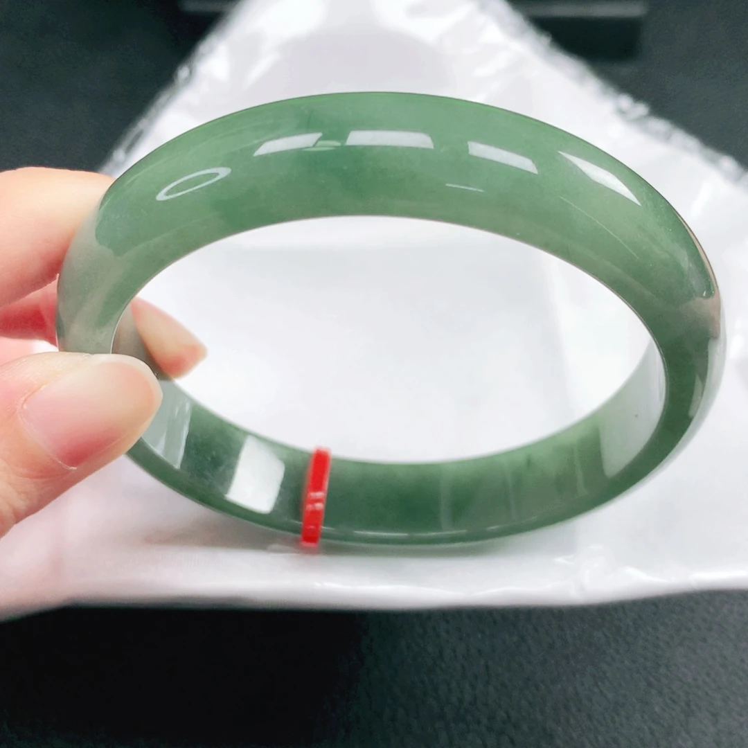 翡翠未镶嵌手镯64圈