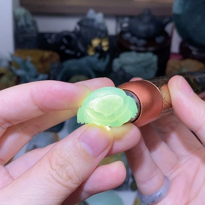 定制翡翠未镶嵌翡翠