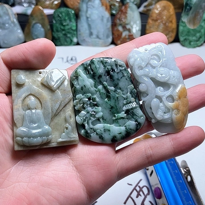 翡翠未镶嵌颈饰翡翠a货