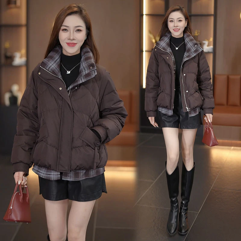 羽绒服女2025冬季新款时髦洋气格子拼接立领显瘦短款白鸭绒外套潮