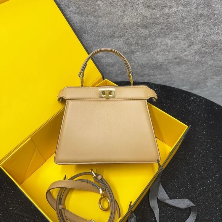 95新/芬迪/包包/[251031EV00011]/C4537872255