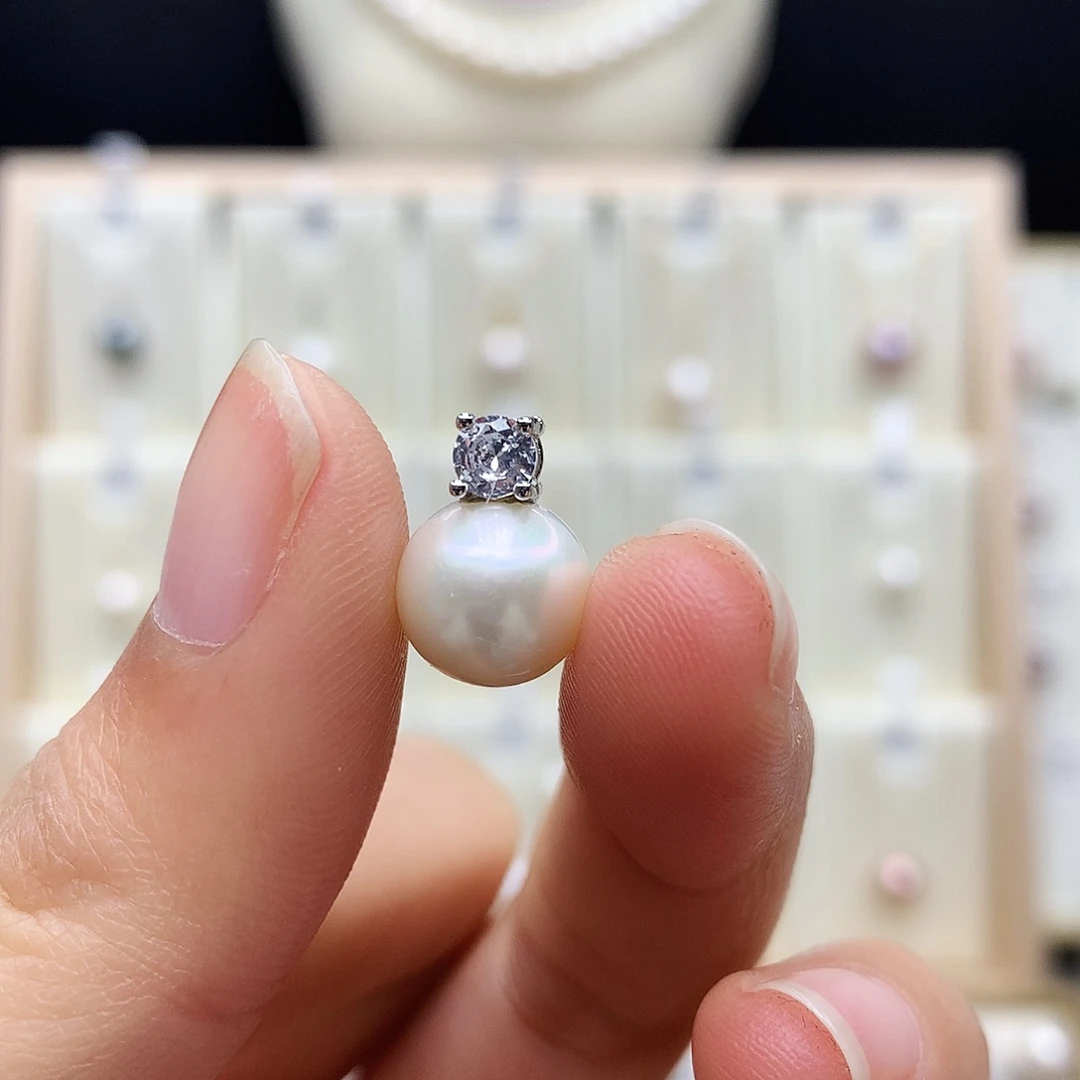 合金淡水珍珠颈饰