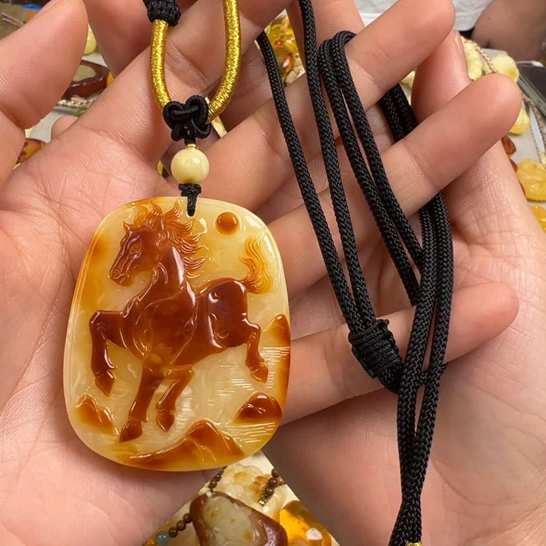 噢***噢蜜蜡未镶嵌裸石蜜蜡