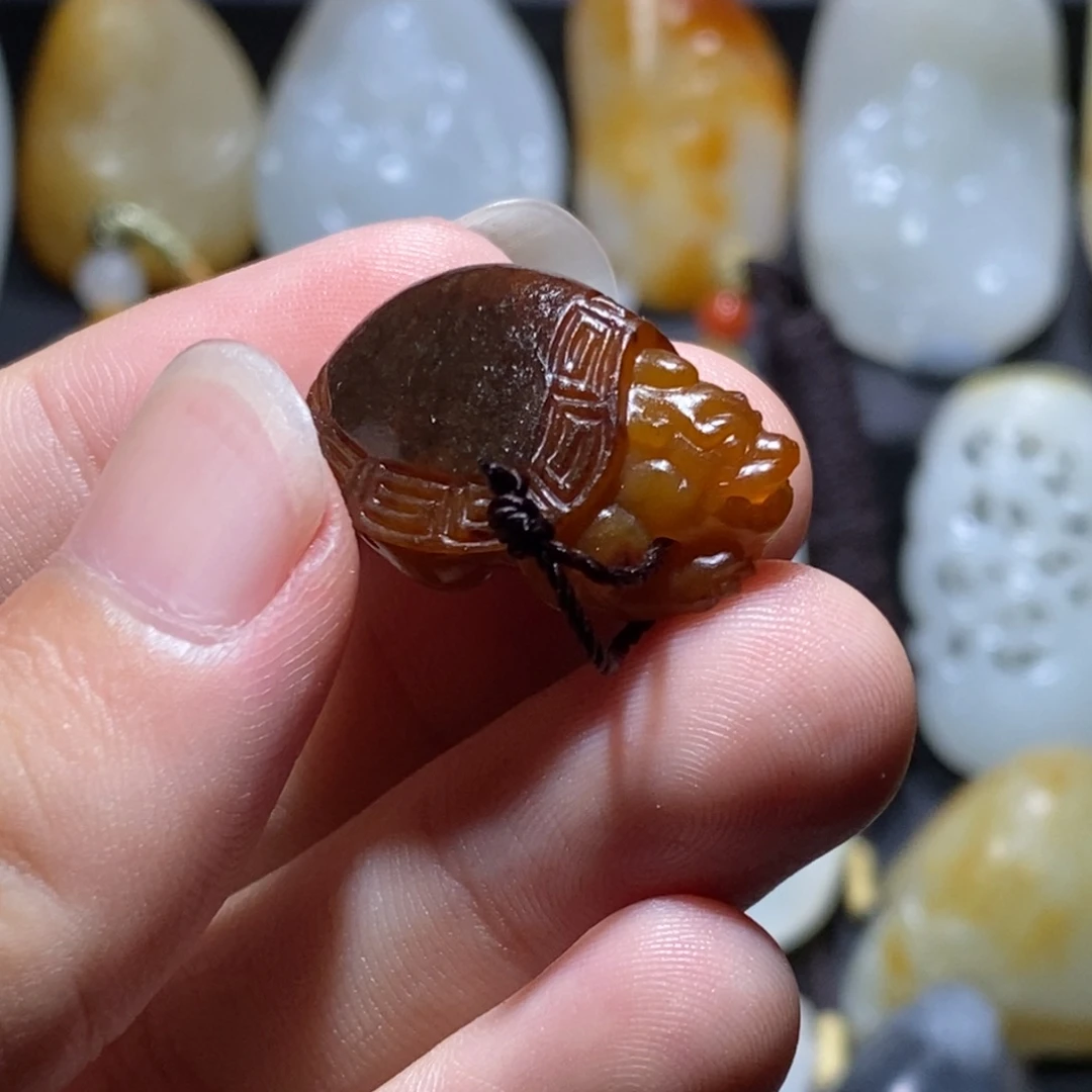 和田玉未镶嵌挂件龙龟