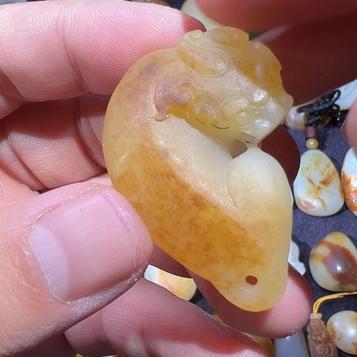 和田玉未镶嵌吊坠(不含链)