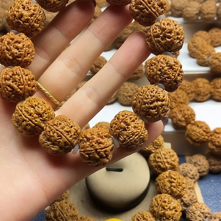 金刚菩提吊坠蜂窝梅花