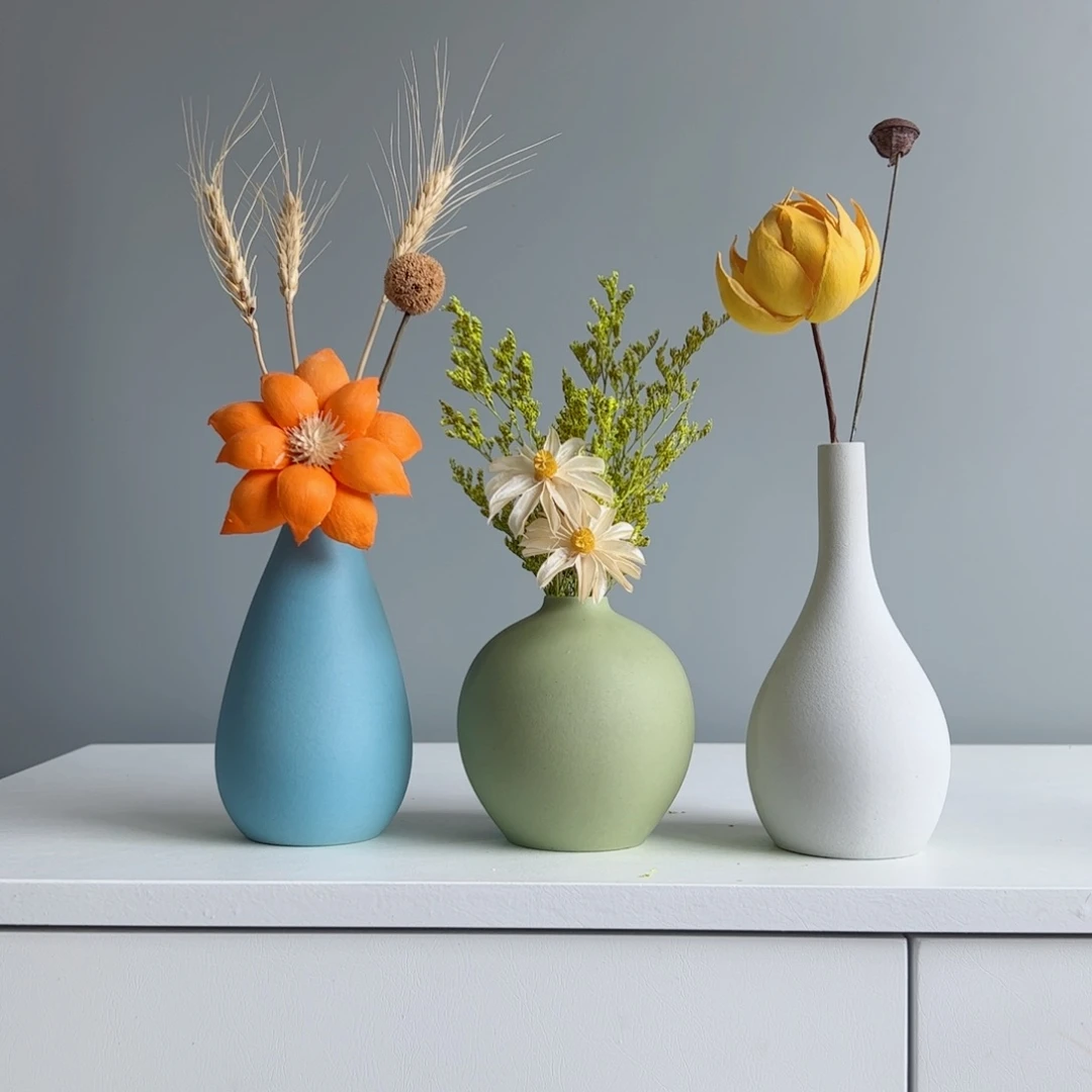 摆件陶瓷小花瓶摆件含花总高约20-30cm