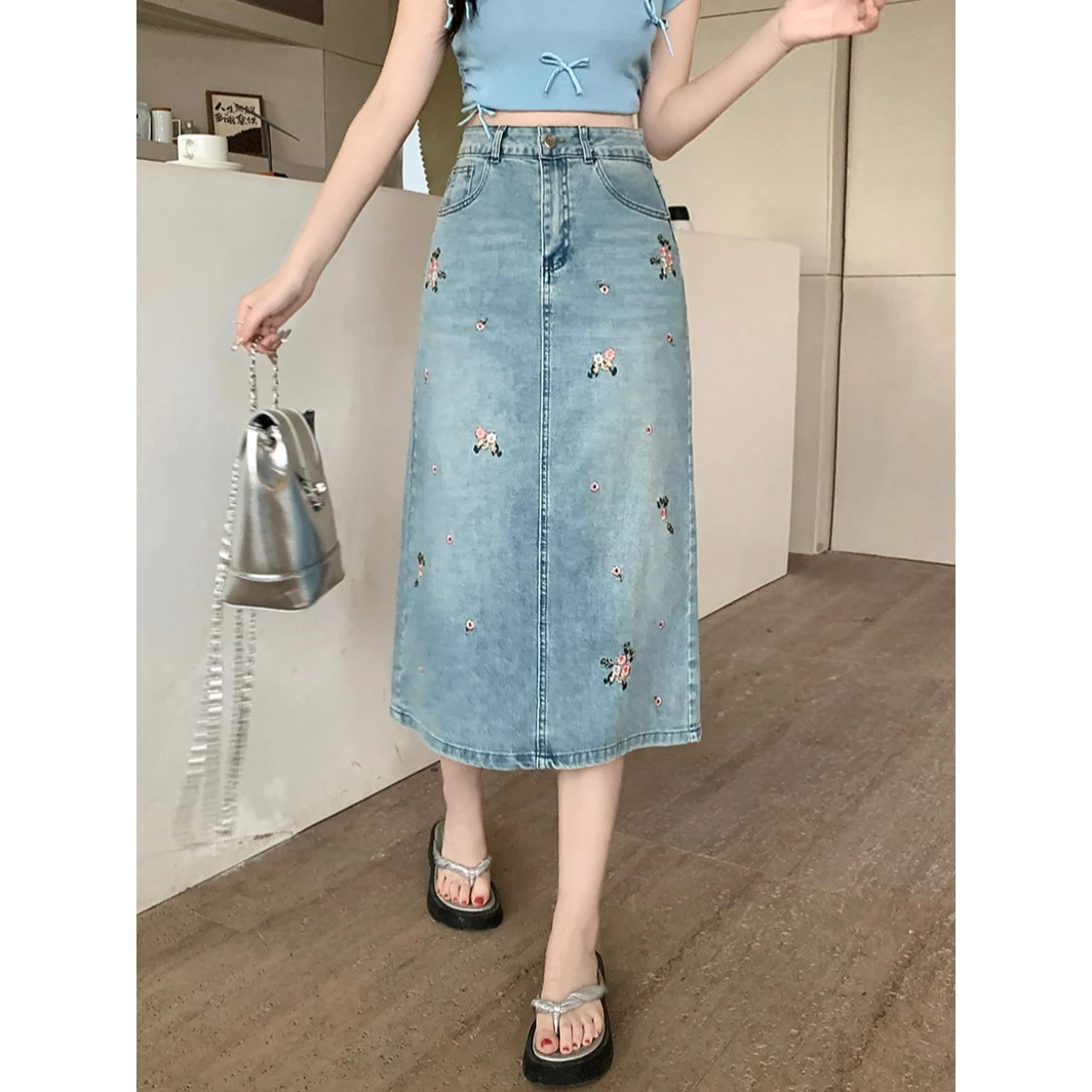 30503（17）夏装新款胖mm大码女高腰重工刺绣开叉显瘦牛仔半身裙