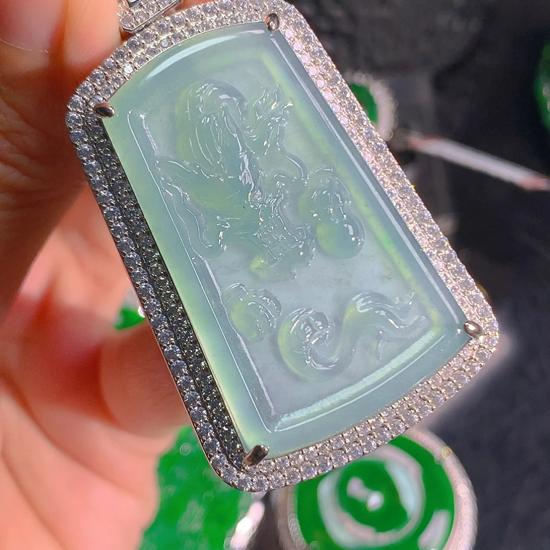翡翠吊坠(不含链)未镶嵌