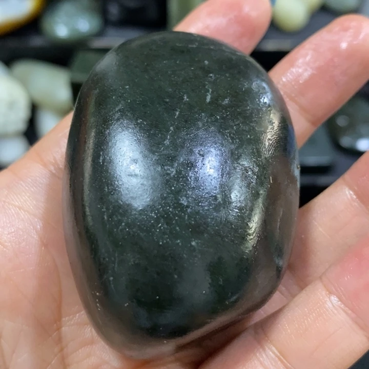 未镶嵌和田玉（糖玉）挂件