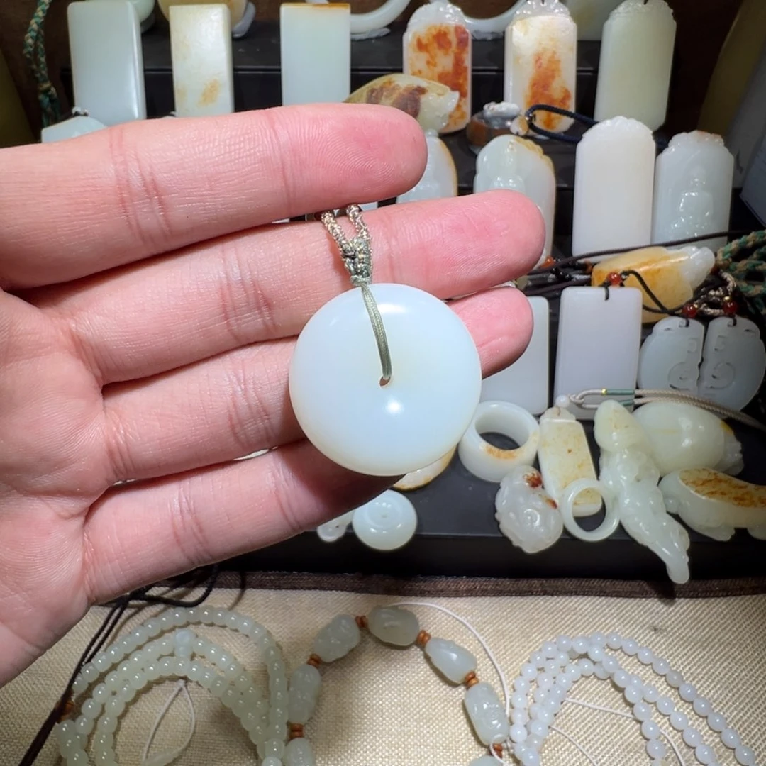 和田玉吊坠(不含链)未镶嵌关*军