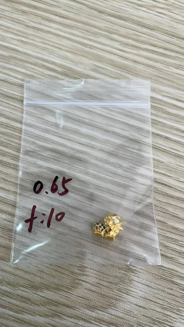 足金999  小狮子通孔