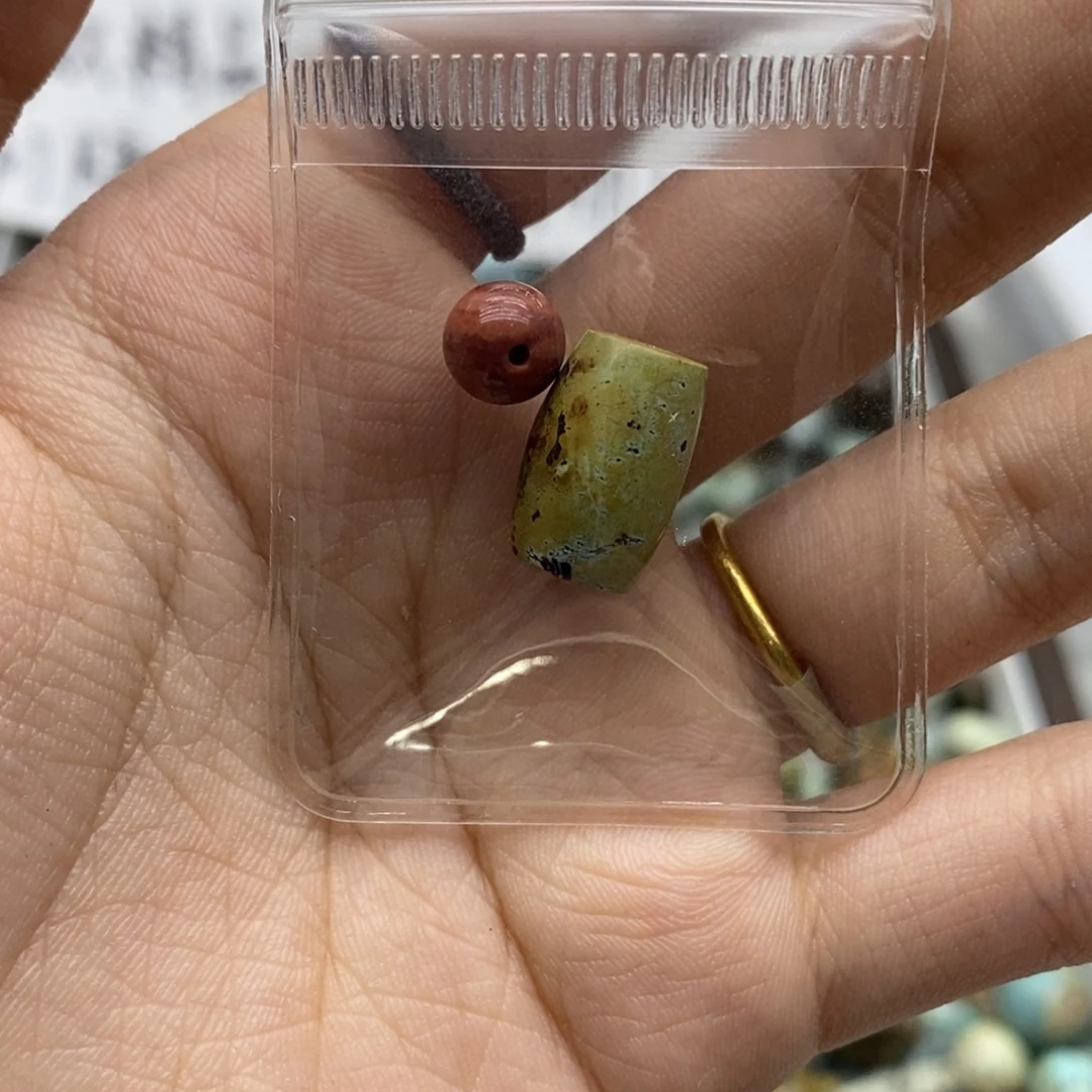澄***瑞南红玛瑙未镶嵌珠宝奇石
