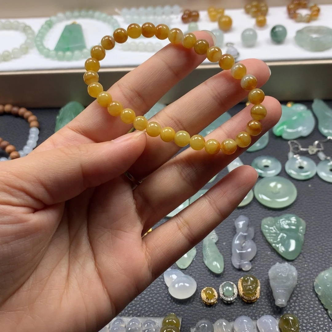 翡翠未镶嵌颈饰手串