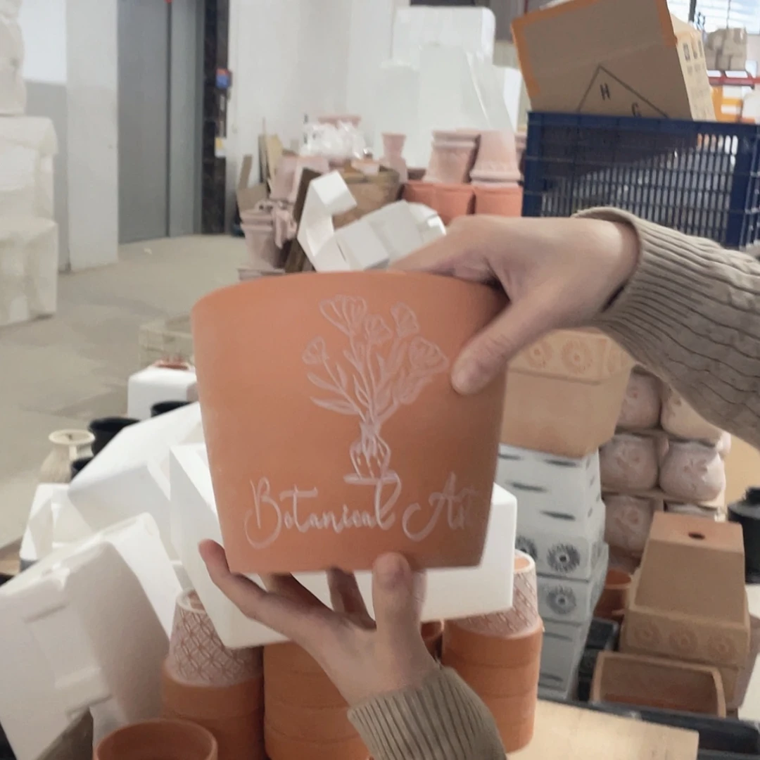 【闪购商品】红陶擦白多束花16-14三个