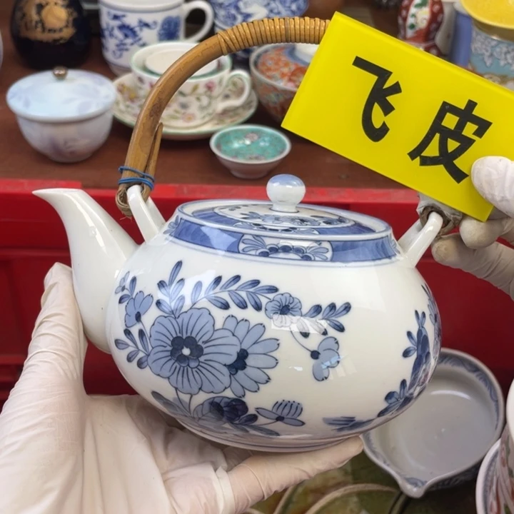 他家瓷器真美…开播了