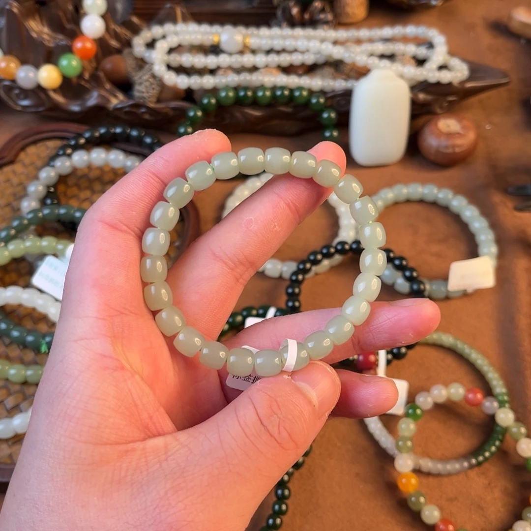 和田玉未镶嵌手串