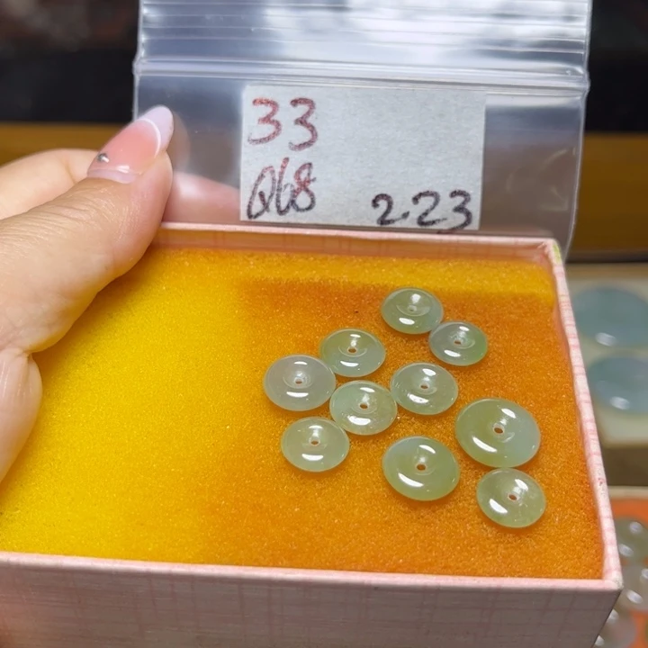 定制翡翠未镶嵌不