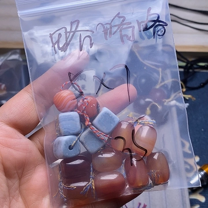 略****玛瑙/玉髓合金颈饰