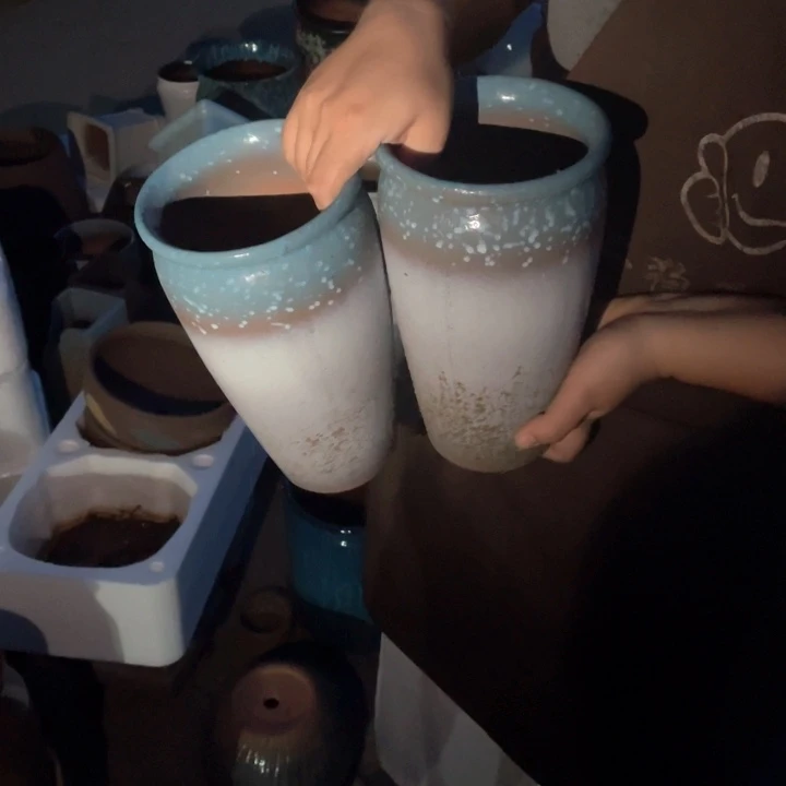 紫砂花盆口13高23瑕疵瑕疵