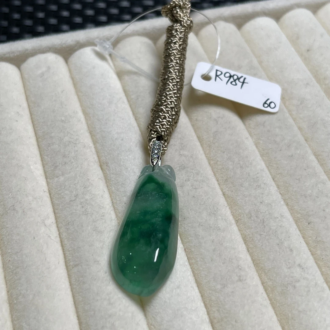 R984吊坠百搭男女款多样性发货其一