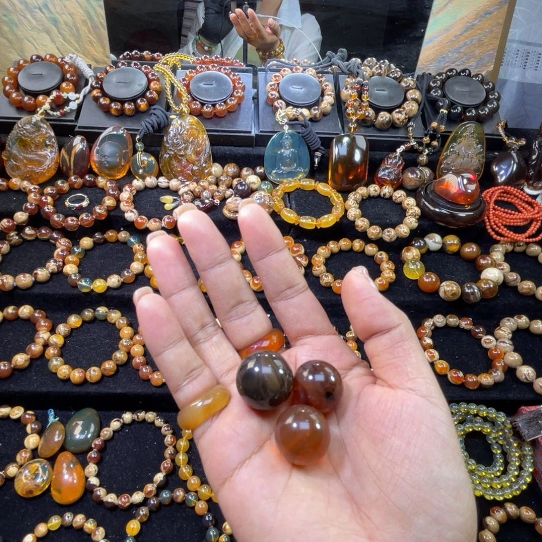 垚***圻琥珀未镶嵌手串珠子