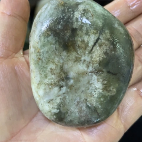 未镶嵌和田玉（糖玉）车挂