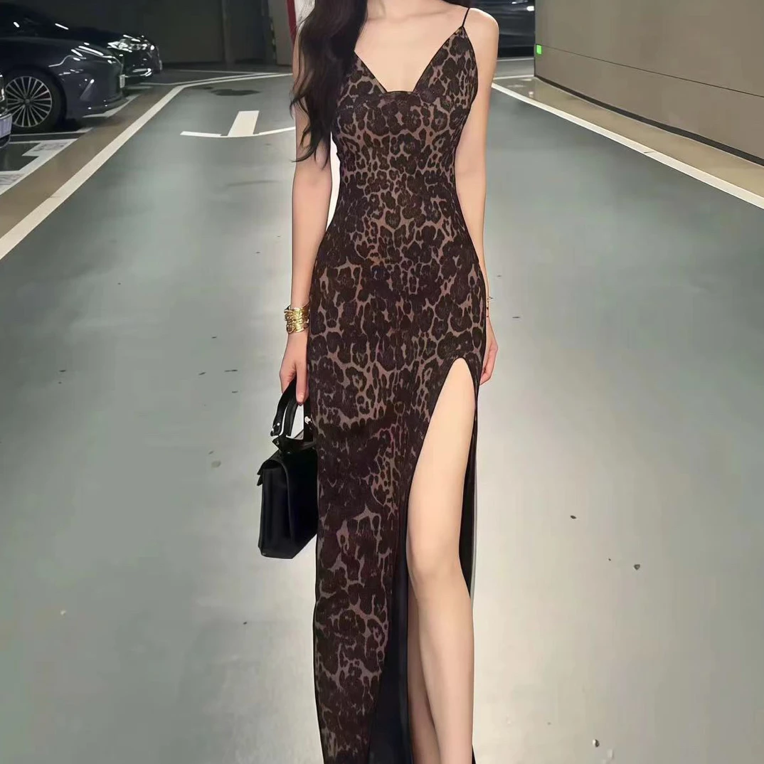 【月姐家】纯欲风性感豹纹吊带连衣裙女神范修身开叉长裙子