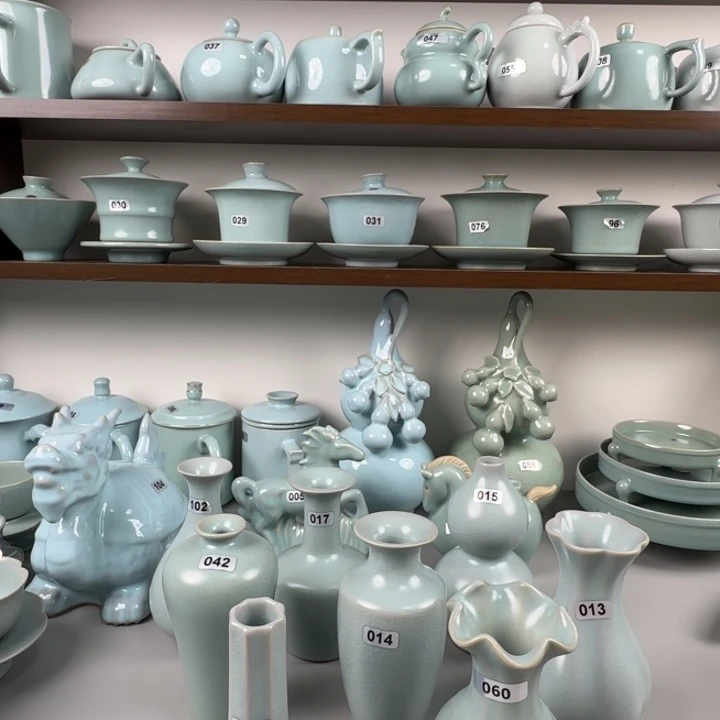 摆件陶汝瓷小花瓶圈足烧仿古釉微瑕一个自行备注编号