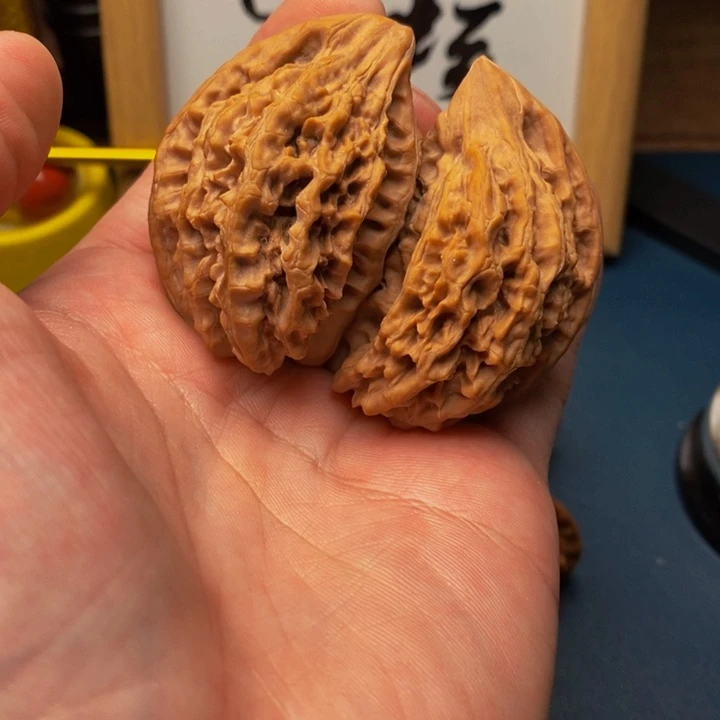 @***壹吊坠文玩核桃官帽半壁