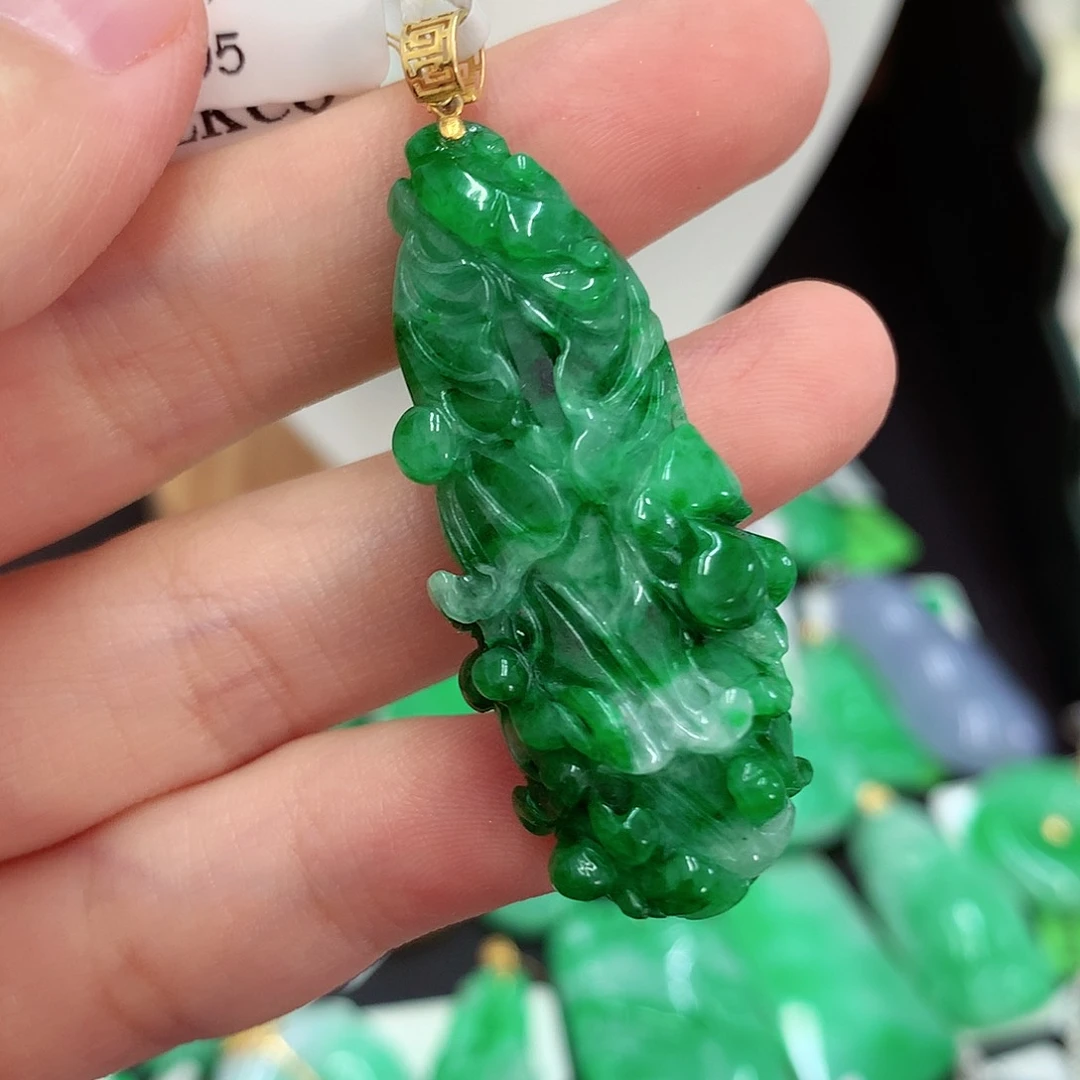 翡翠18K金镶嵌吊坠(不含链)