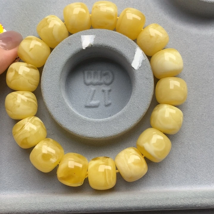 未镶嵌琥珀珠宝奇石16