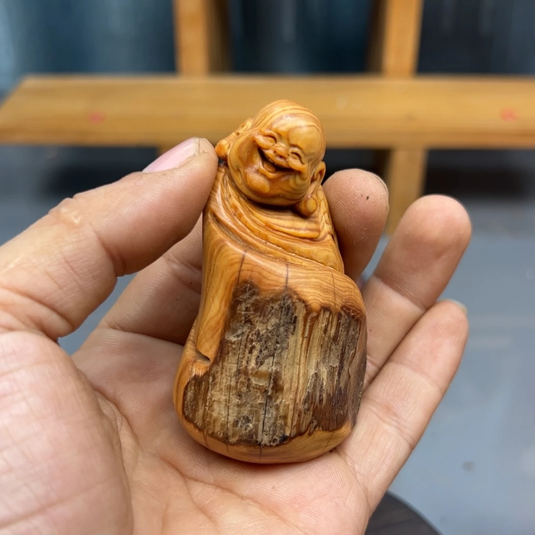 黄***画木崖柏木摆件手把件