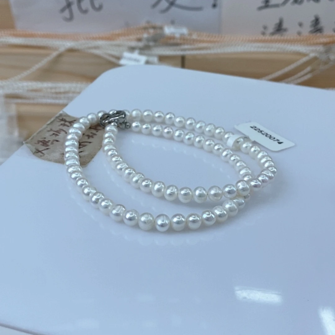 颈饰淡水珍珠未镶嵌