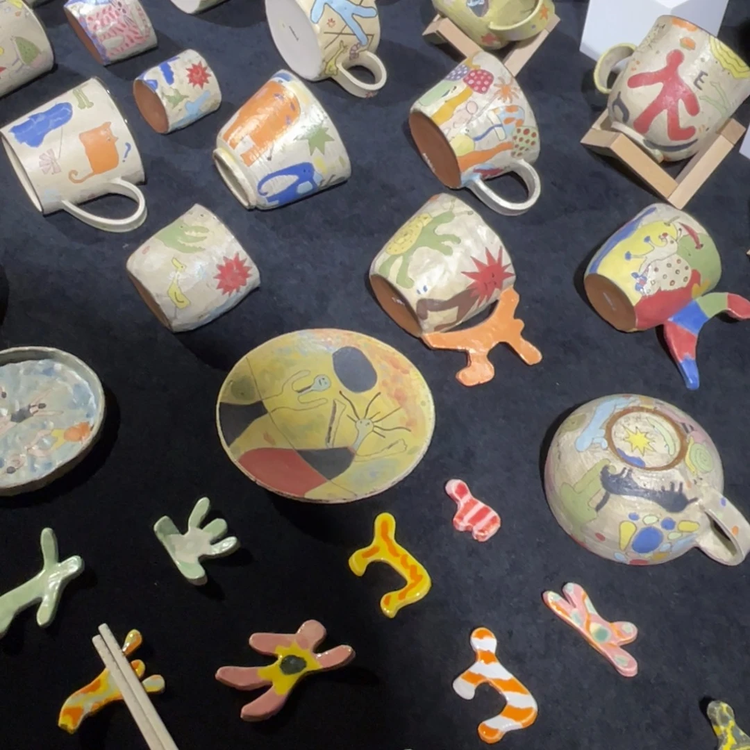 陶瓷哈哈哈哈哈哈哈