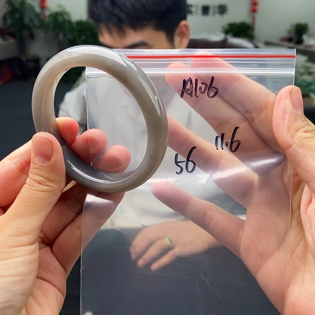 未镶嵌手镯和田玉拍一发一